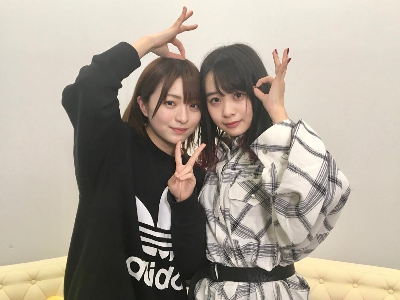 AKB48 チーム8 横山結衣・佐藤七海「猫舌SHOWROOM」オフショット
